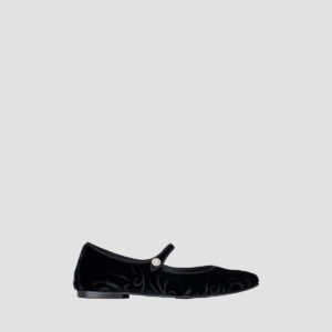 BATIK – POINTED BALLERINA